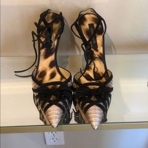 Roberto Cavalli heels size 37 1/2 good condition